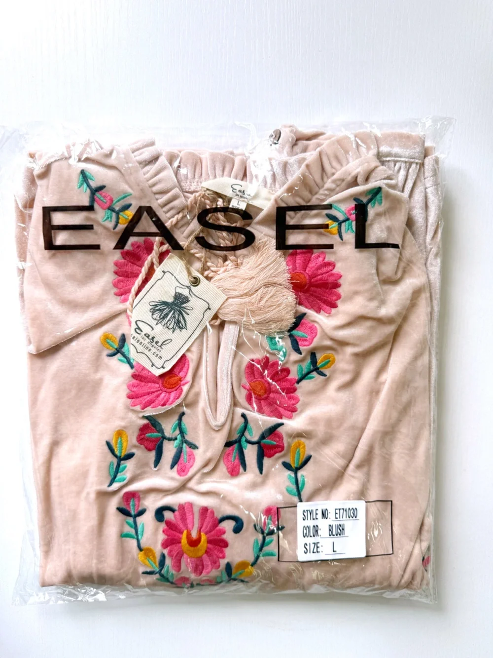 Easel | The Wind in the Wildflowers Tunic Folk Art Embroidered Floral New Large